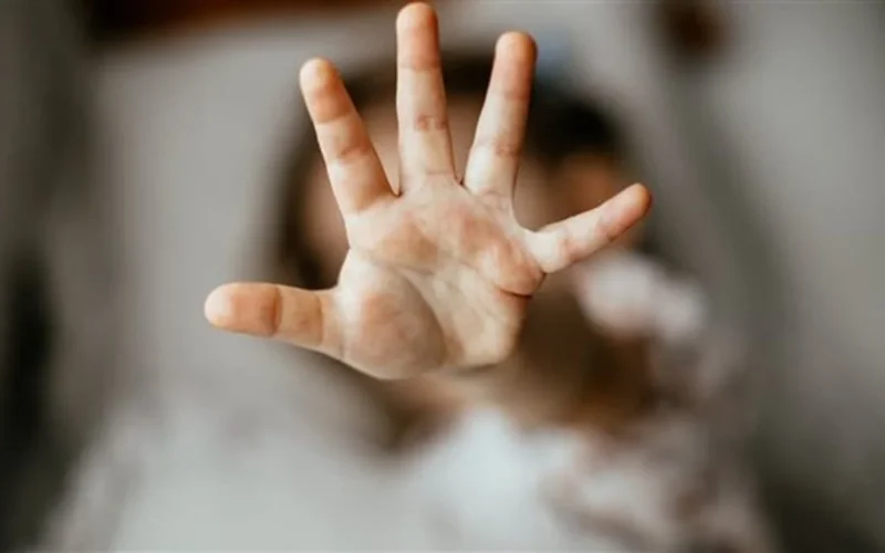 واقعة فتاة الأتوبيس.. رد فعل صادم لركاب تجاه ضحية تحررش بالقاهرة